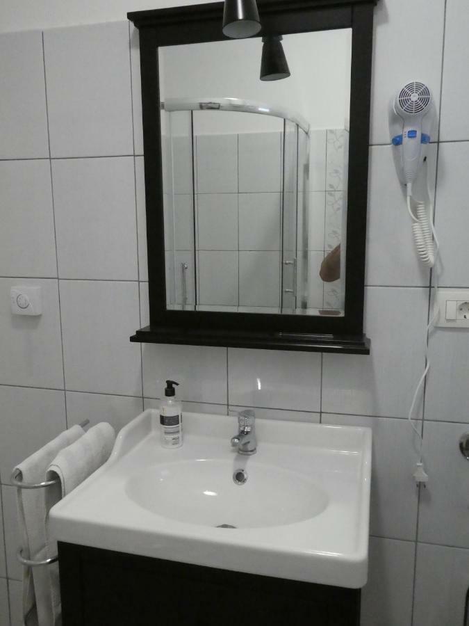 Ap3-Obala Apartment Punat Exterior photo